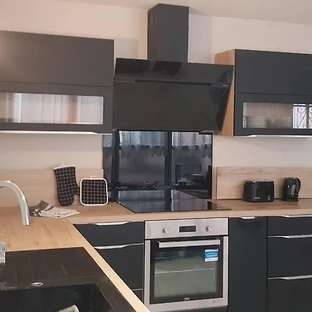 Maison Sympa, Proche De Tout. *